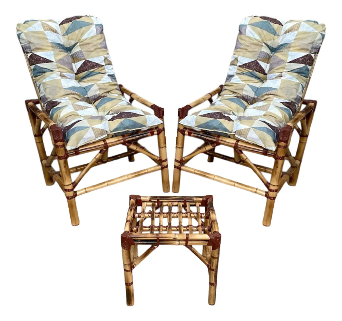 [BLACK FRIDAY] - KIT 1 Namoradeira, 2 Cadeiras Completo Triangular + Brinde Exclusivo